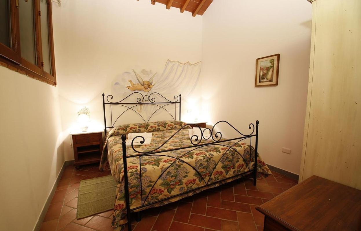 Gatto Bianco Tizzauli Villa Montespertoli Bagian luar foto